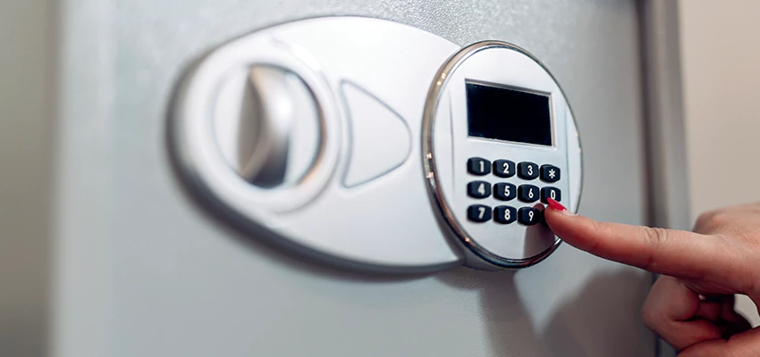 Jewelry Safe Cracking in View Park-Windsor Hills, California